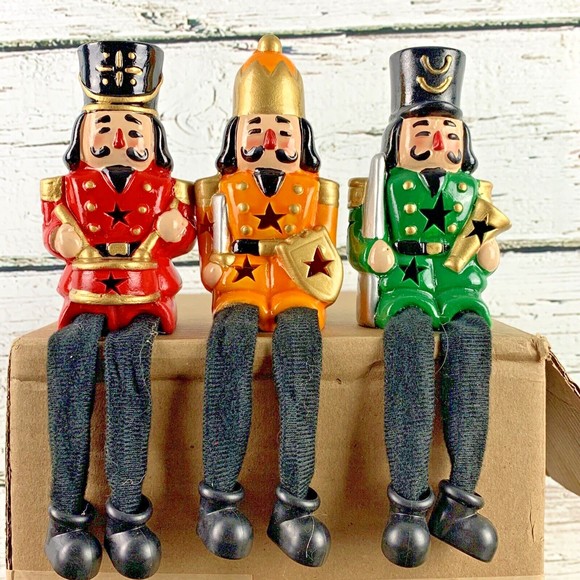Gift Boutique Other - Gift Boutique Set of 3 Illuminated Dangle Sitters Nutcrackers Tested